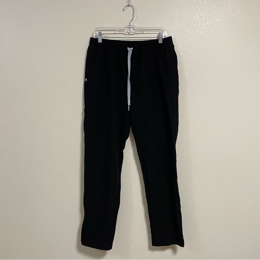 Figs Scrub Pants Men's Size Large Black Medical scrub Pants zippered ankle